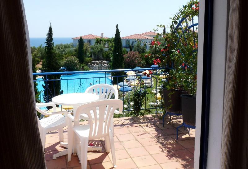 Sunrise Village Beach Hotel Kalamaki  Экстерьер фото