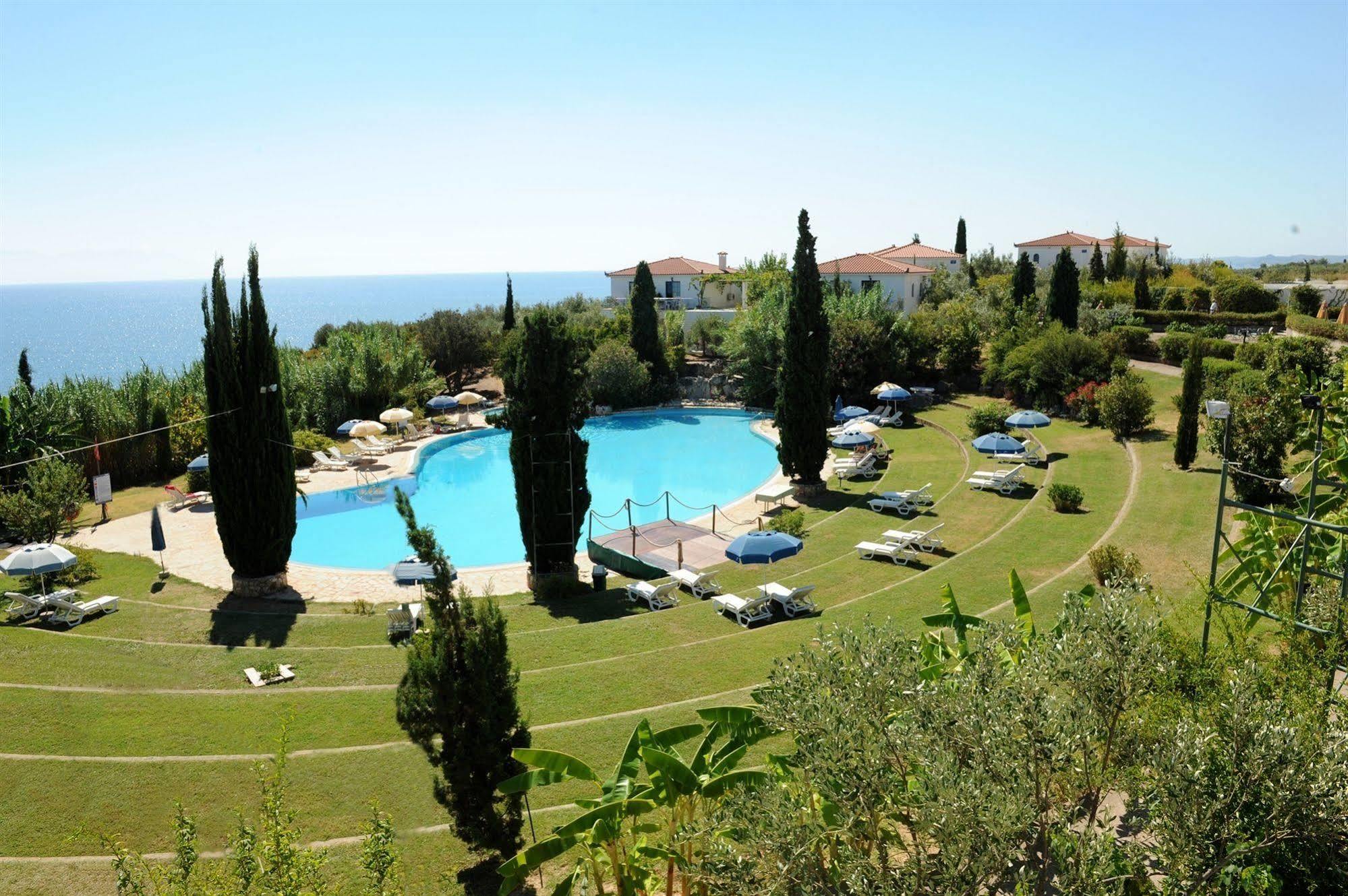 Sunrise Village Beach Hotel Kalamaki  Экстерьер фото